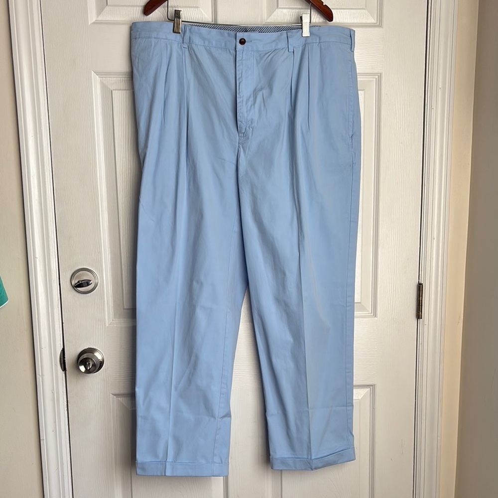 NEW NWT ORVIS Men's Blue chino pants pleated front and cuffed 100% Cotton sz 42